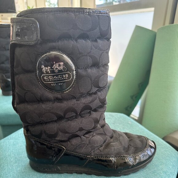 Coach Snow Boots Size 6.5 - Picture 1 of 7